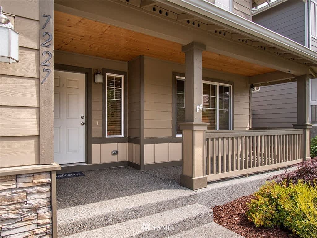 7227 14th Pl SE