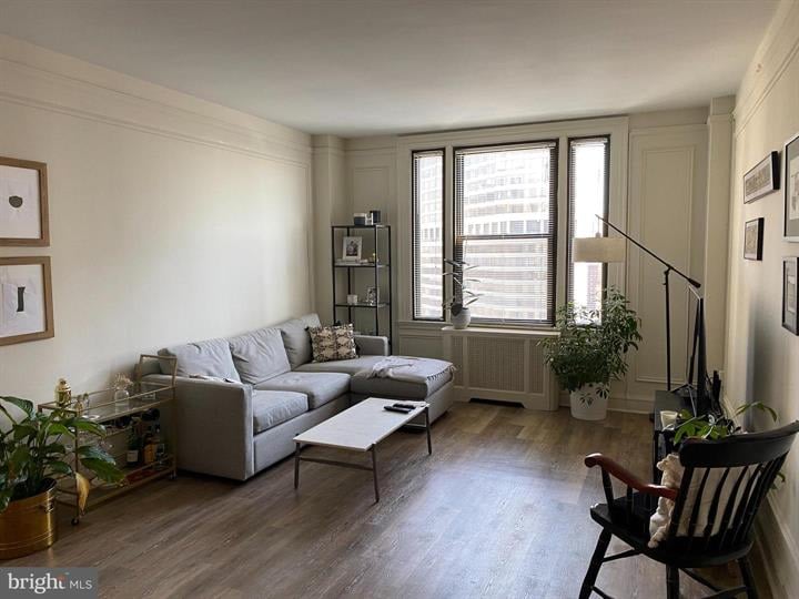 2031-35 Locust St Unit: 1704