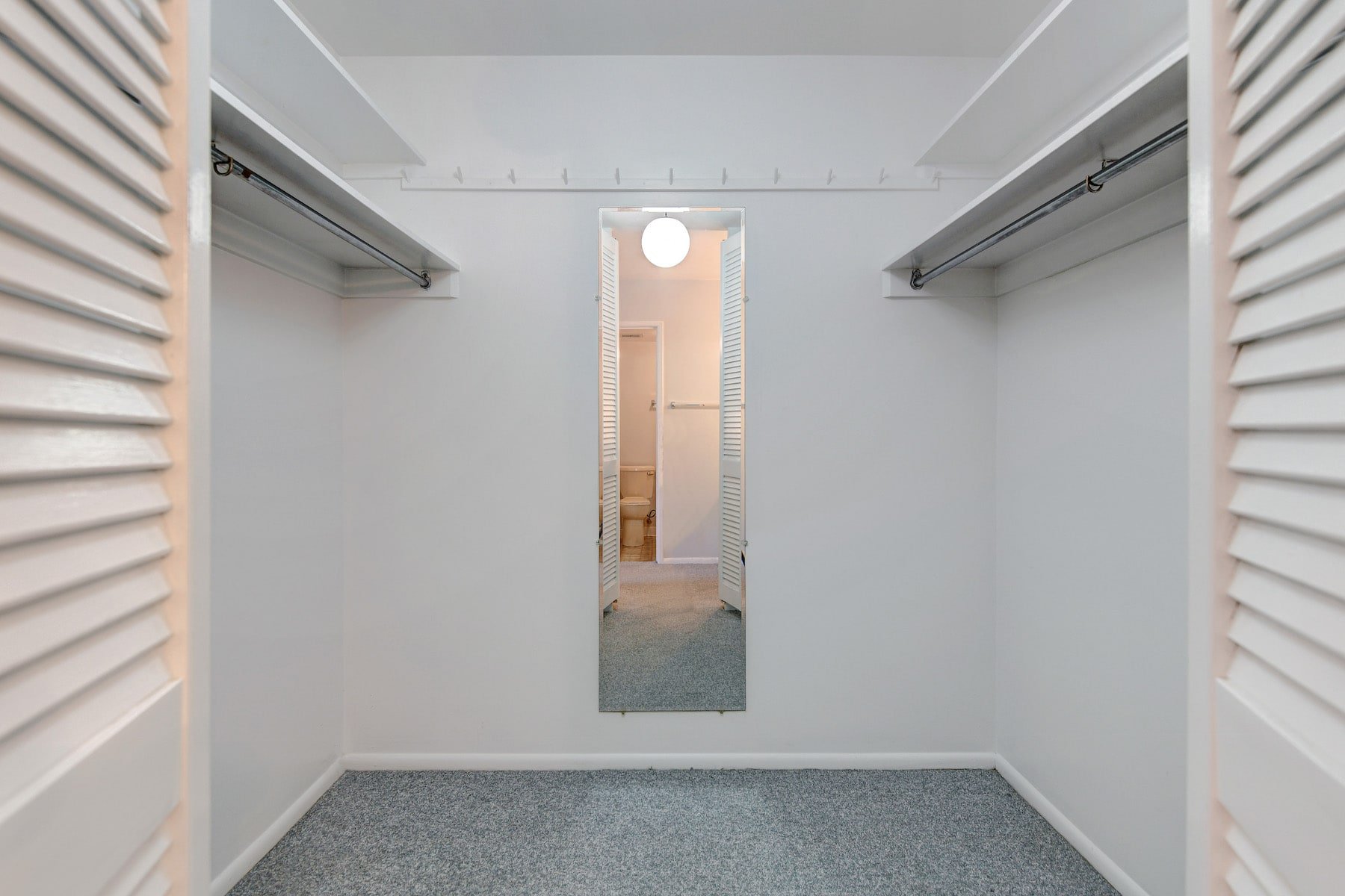 4570 E Yale Avenue #301