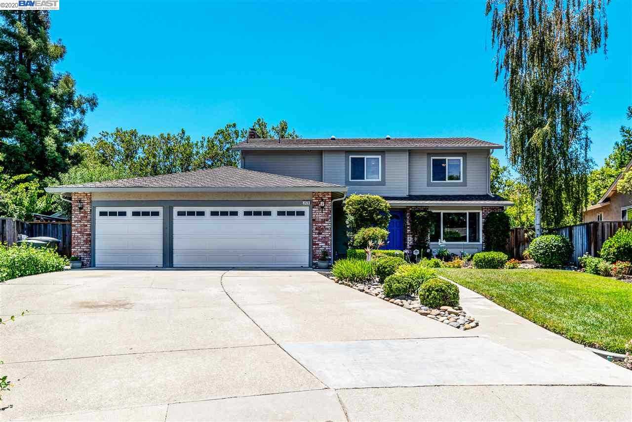 3428 Virgil Cir
