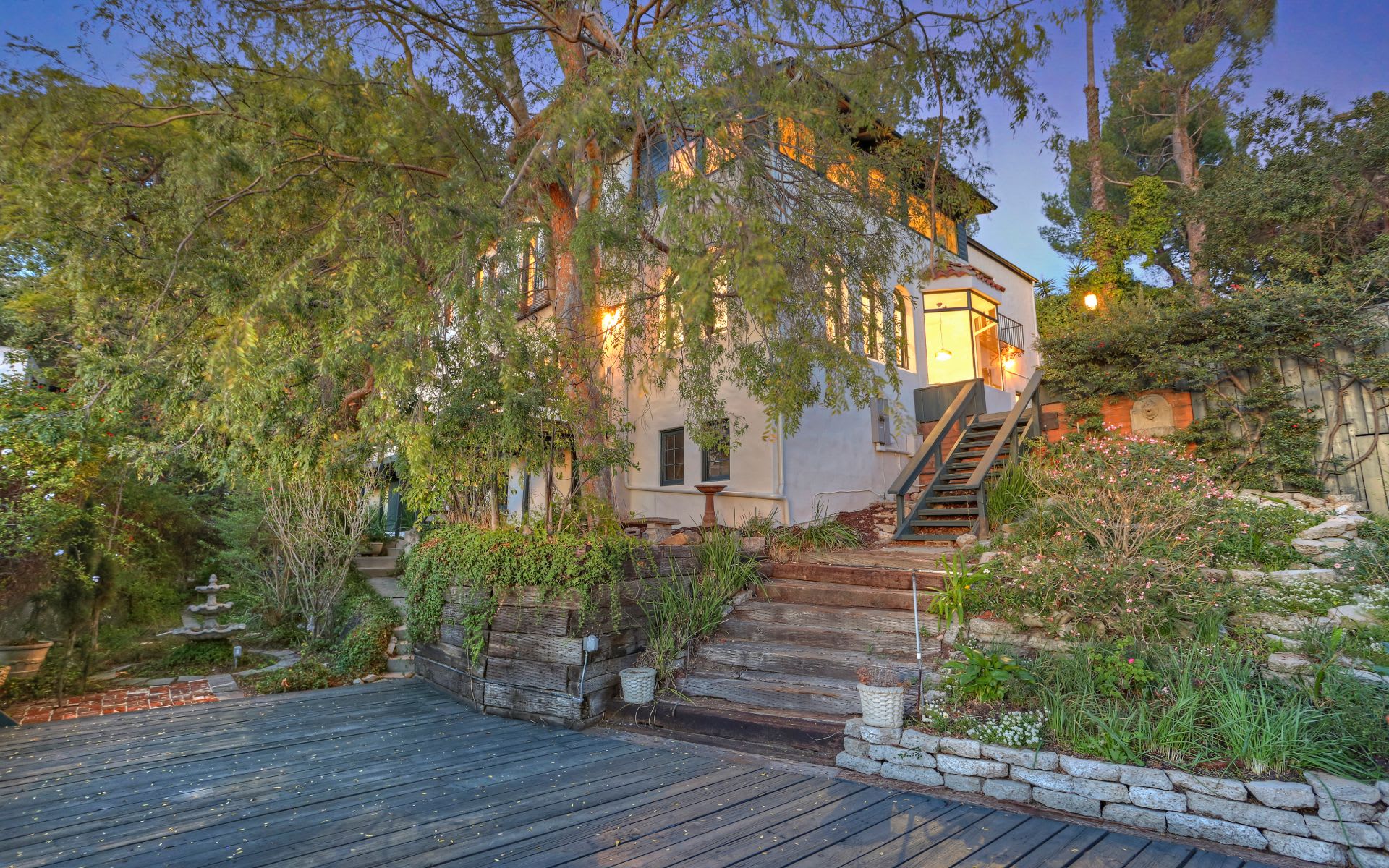  4790 Bonvue Ave