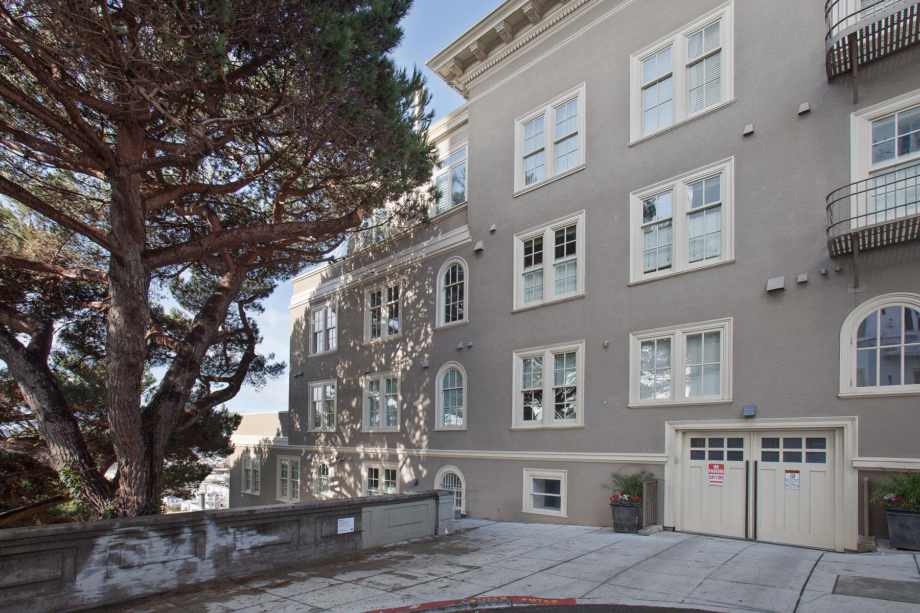 1124 Chestnut Street