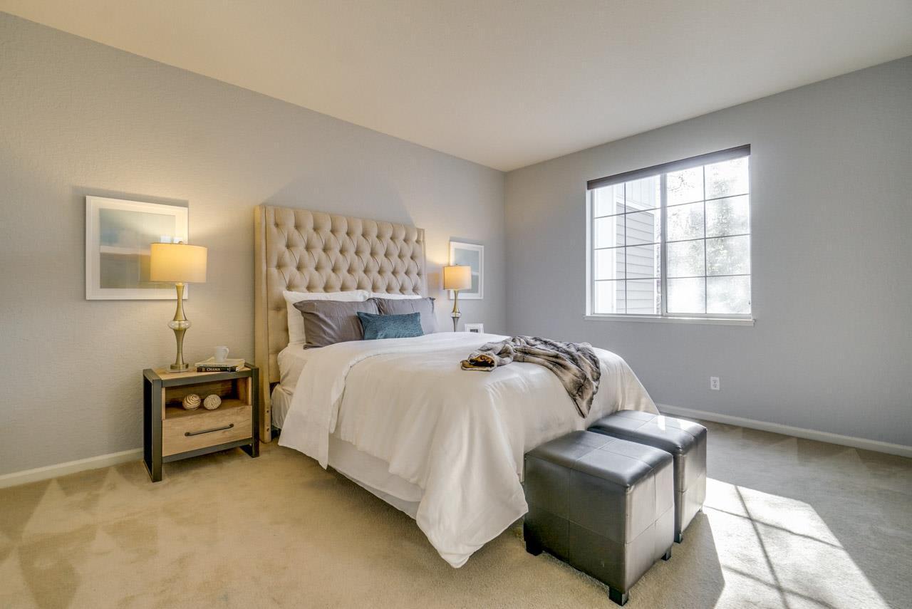 250 Santa Fe Terrace #205
