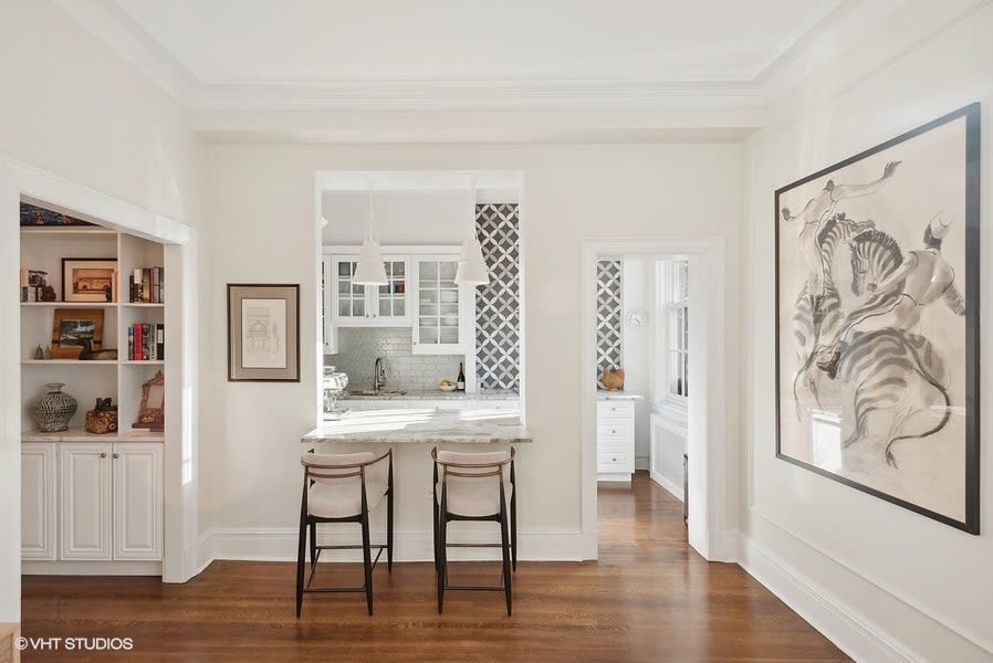 Exploring the Timeless Elegance of 1200 N Lakeshore Drive #705: A Benjamin Marshall Classic