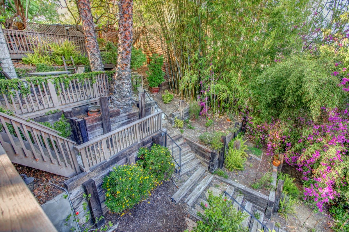 3919 Big Oak Dr Studio City, CA