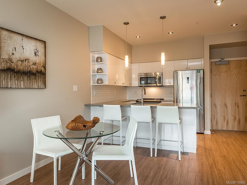 207-785 Tyee Rd