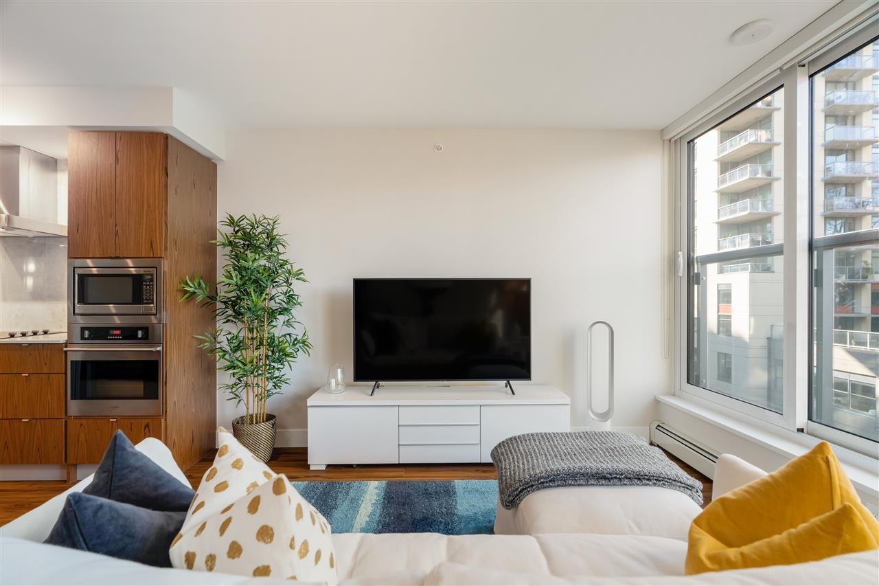521-159 W 2nd Ave
