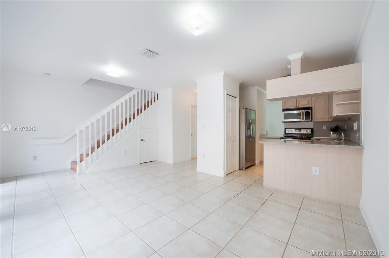 9481 SW 78th Ave