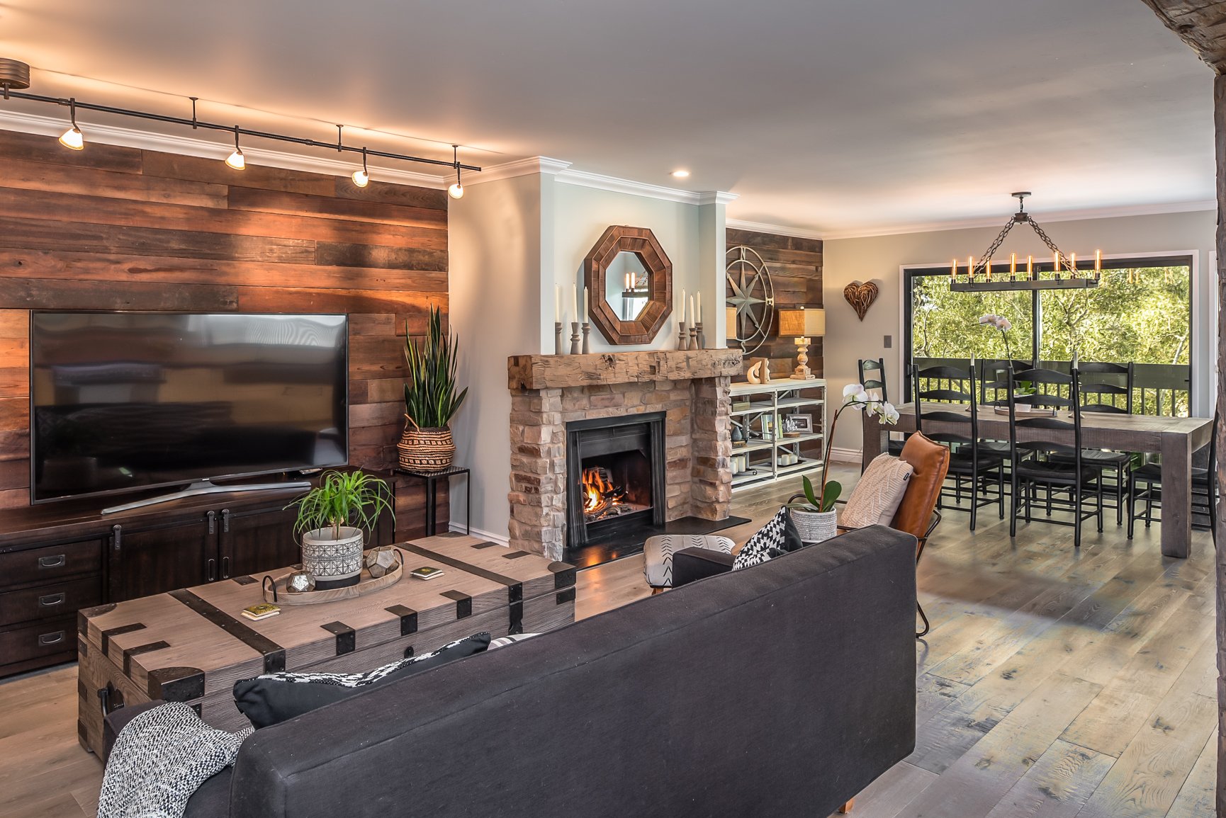 85 High Meadow Ln
