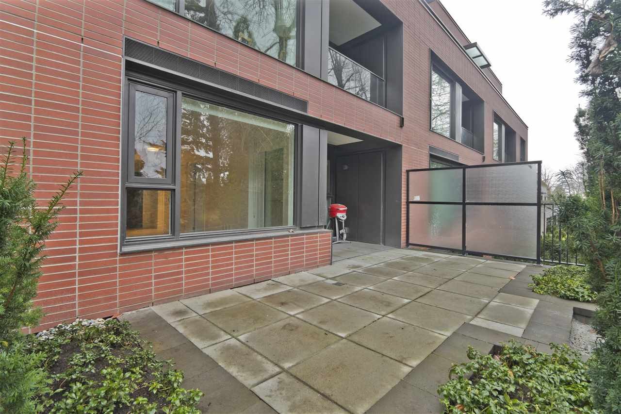 510-7128 Adera St