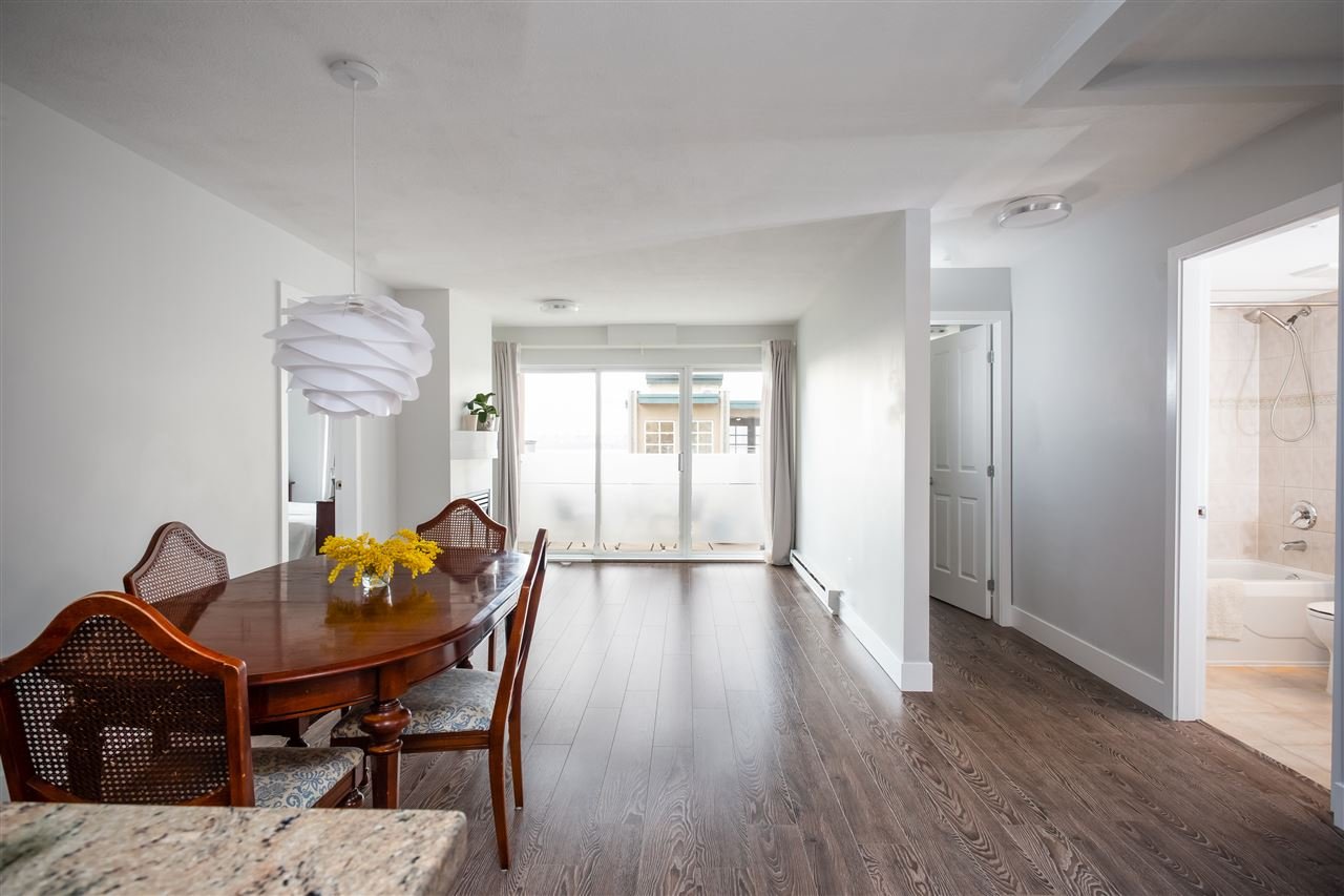 409-108 W Esplanade