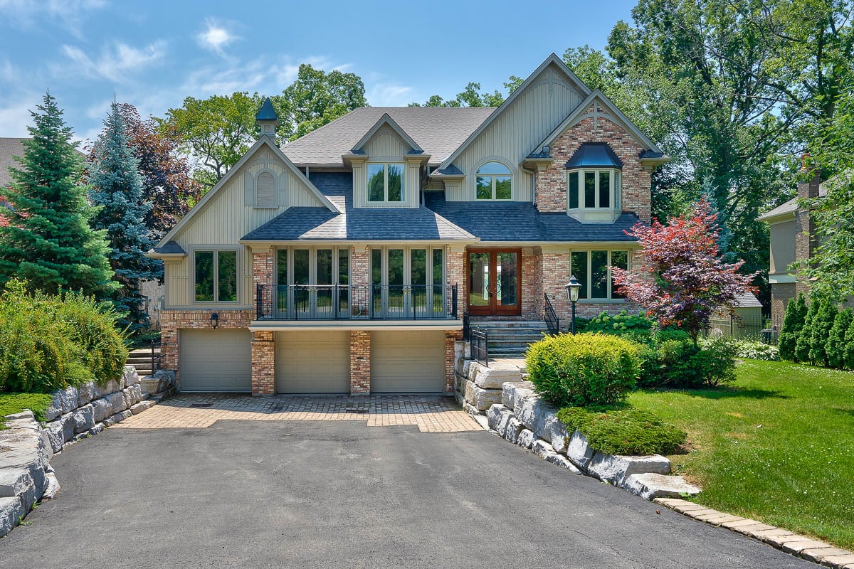 1026 Mississauga Heights Drive