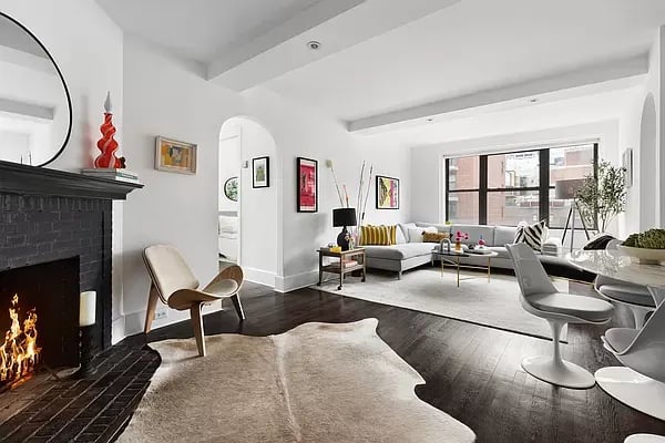 140 E 28th St #11F