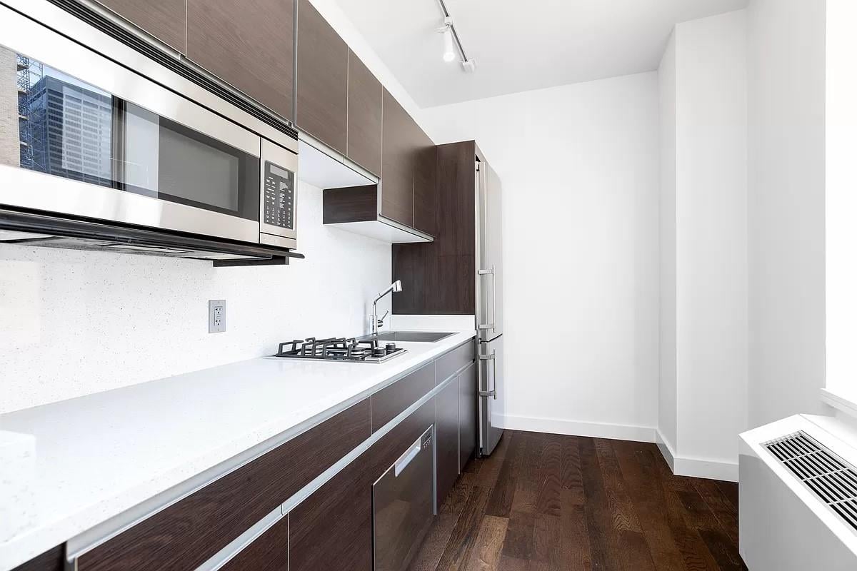 116 John Street, Apt 2601