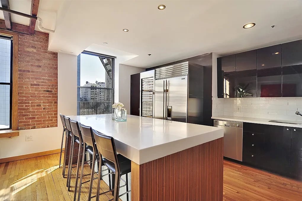 520 Laguardia Pl APT 6N