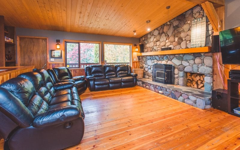 934 Erickson Rd