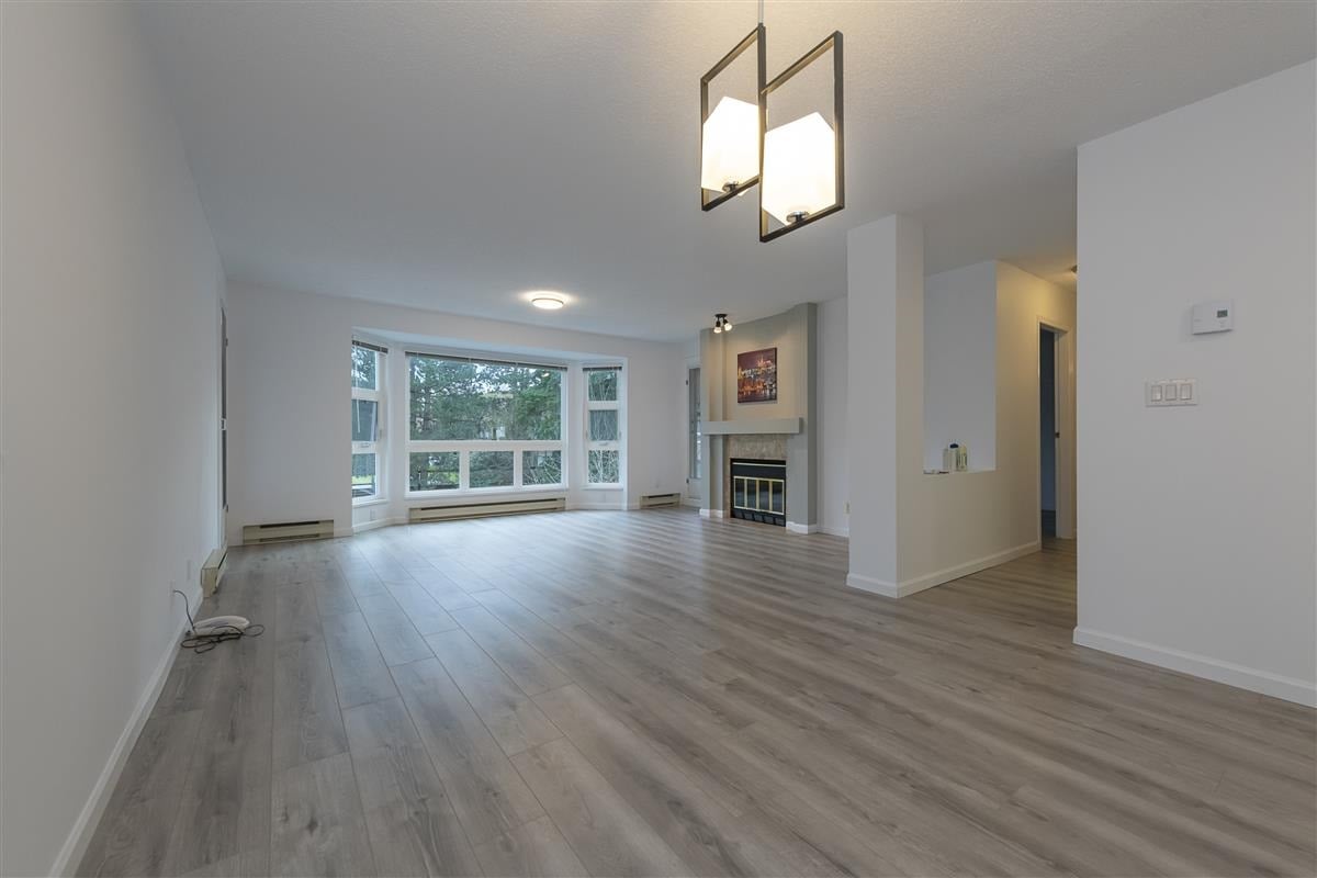 204-7200 Gilbert Rd
