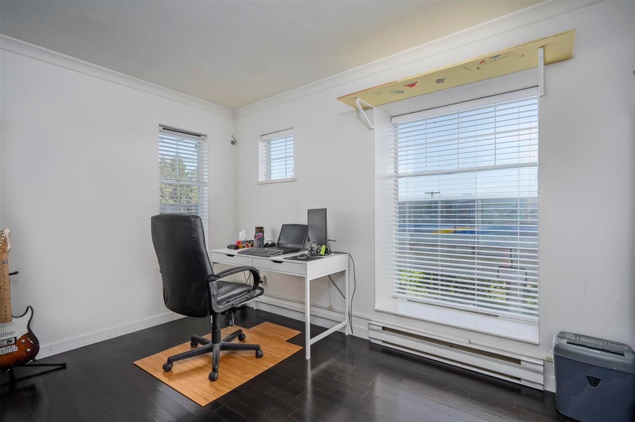401-3308 Vanness Ave
