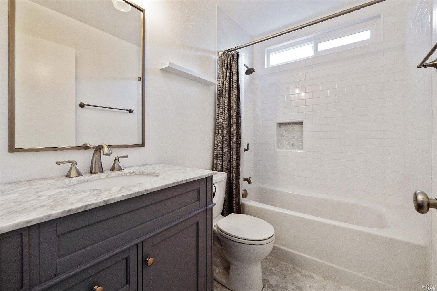1114 Sonoma Glen Cir