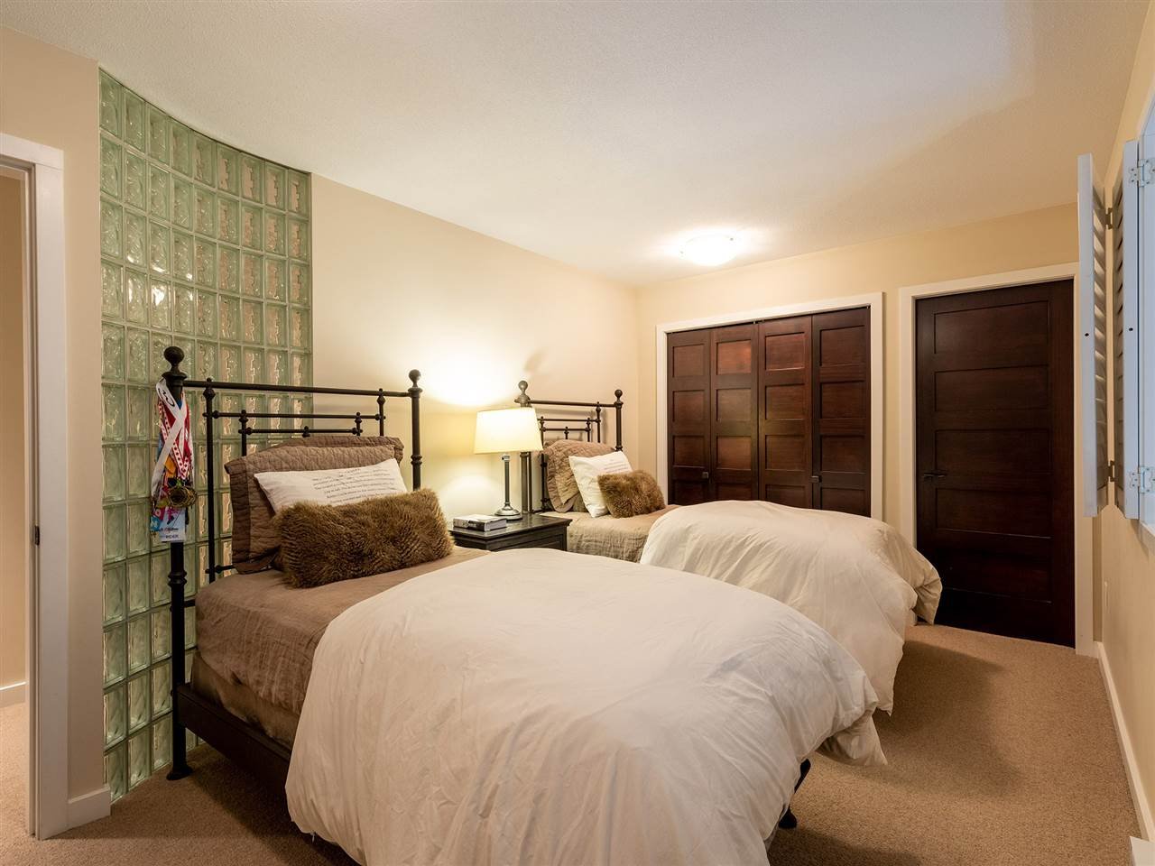 8-4636 Blackcomb Wy