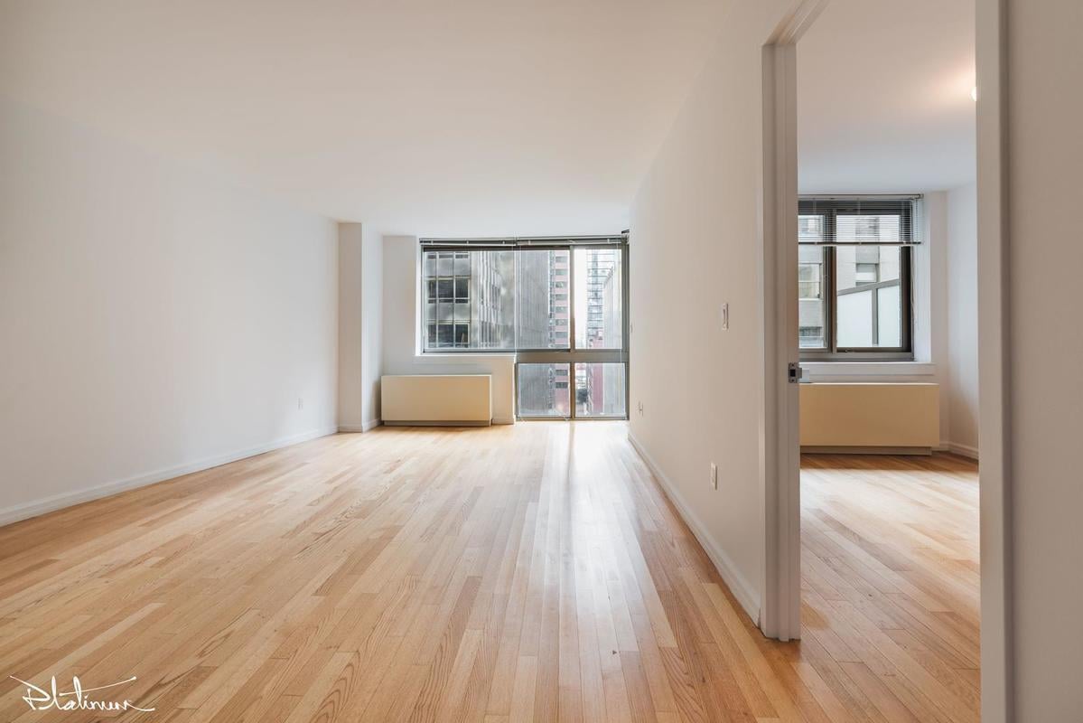 2 Gold Street, Apt 28A