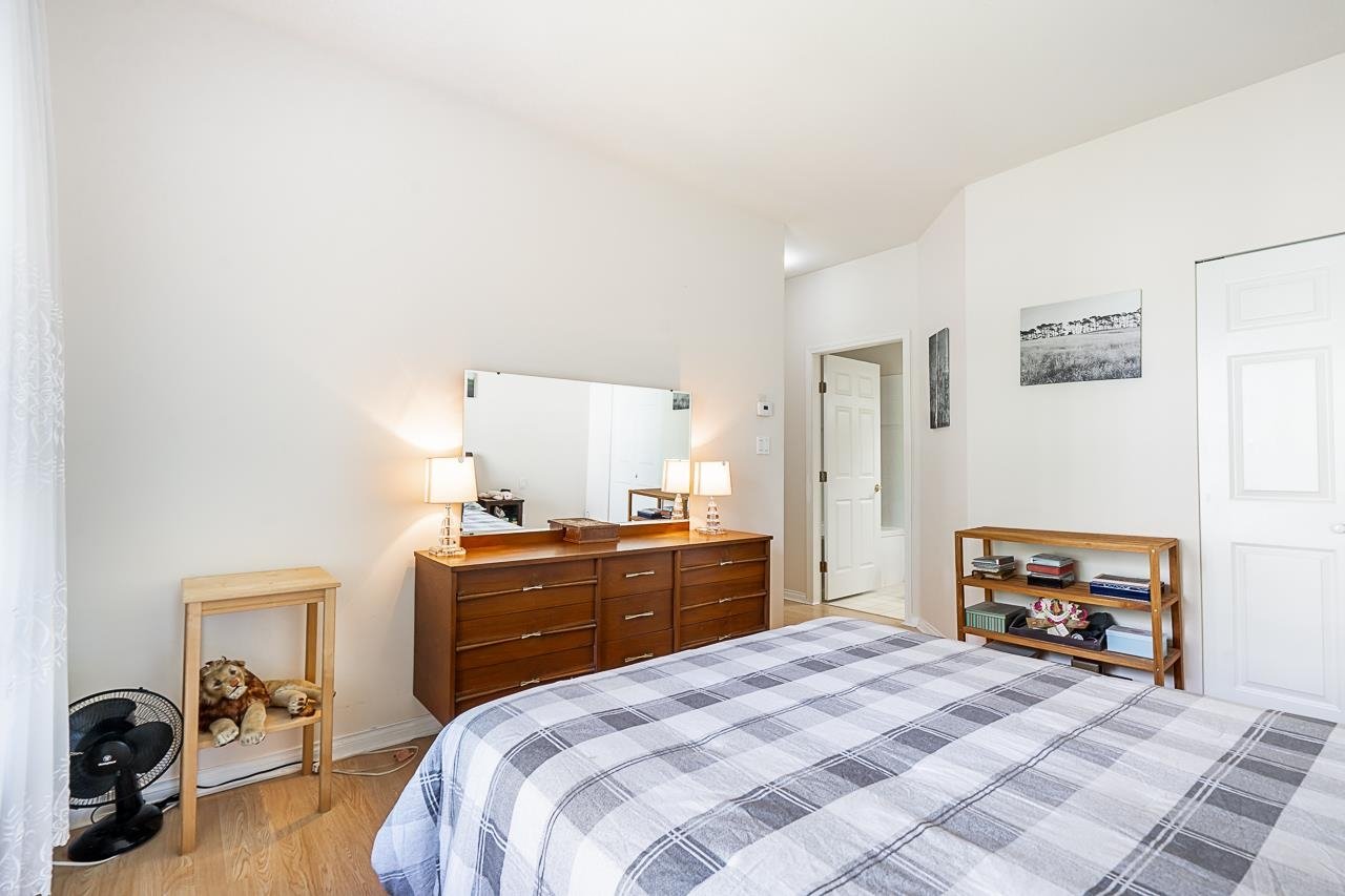 305-3098 Guildford Wy
