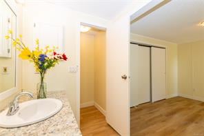 1-8177 West Coast Rd, Sooke