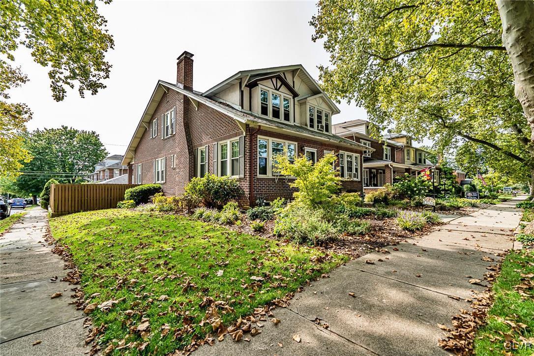 2030 W Livingston St.