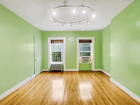 28 Hart St Apt: 3