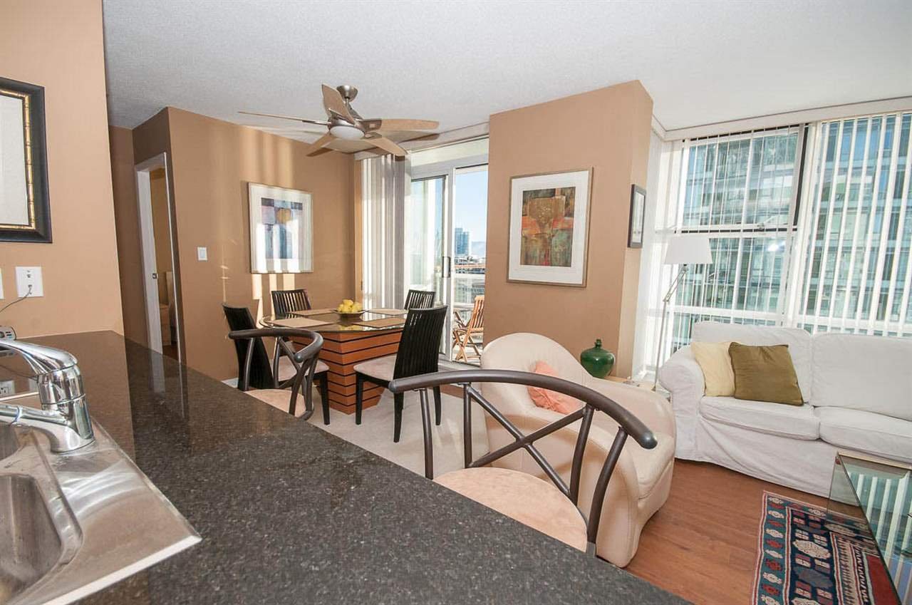 2201-1077 Marinaside Crescent, Vancouver