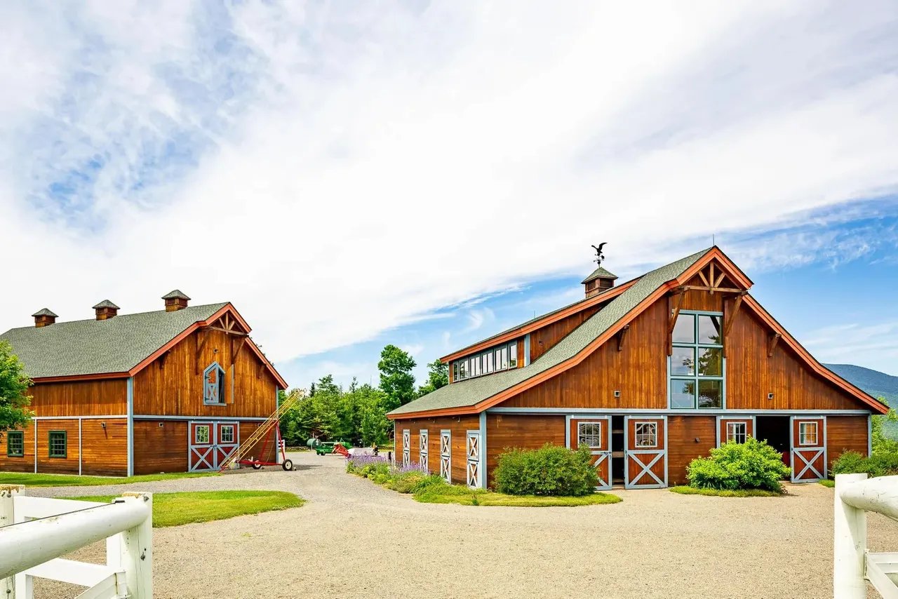 Garage Spaces Designed for Maine’s Winter Lifestyle