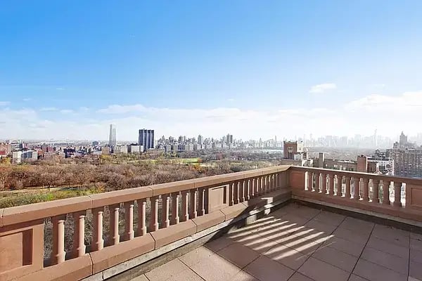 455 Central Park West Unit: 23C