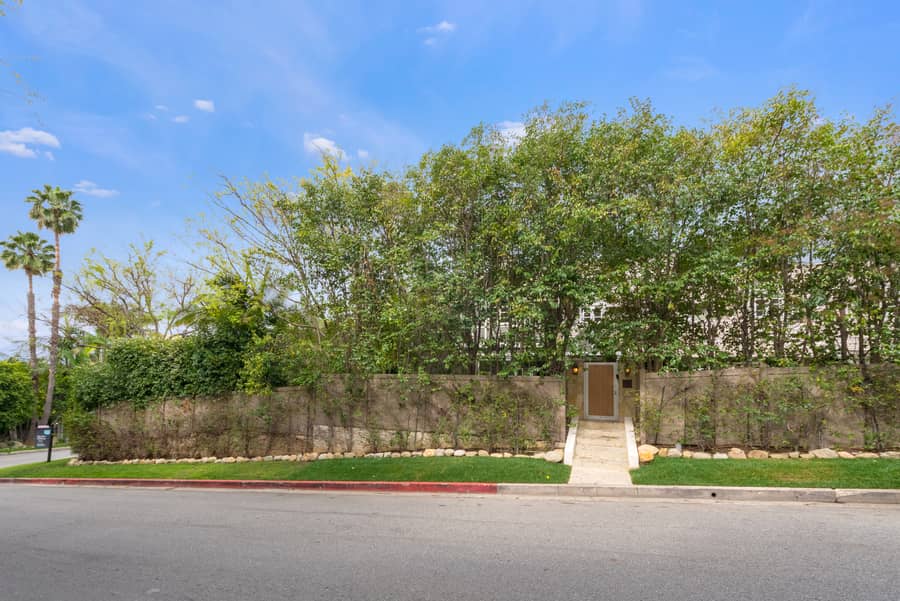1423 N Doheny