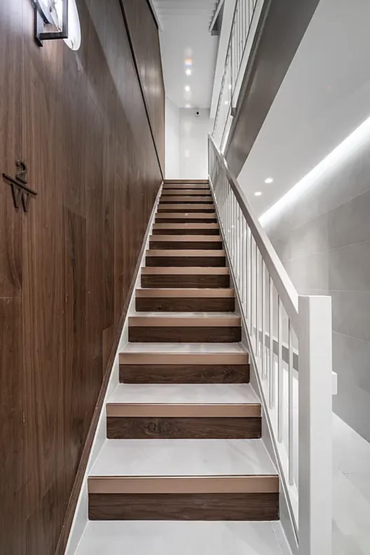 47 Saint Marks Place, Apt 2-E
