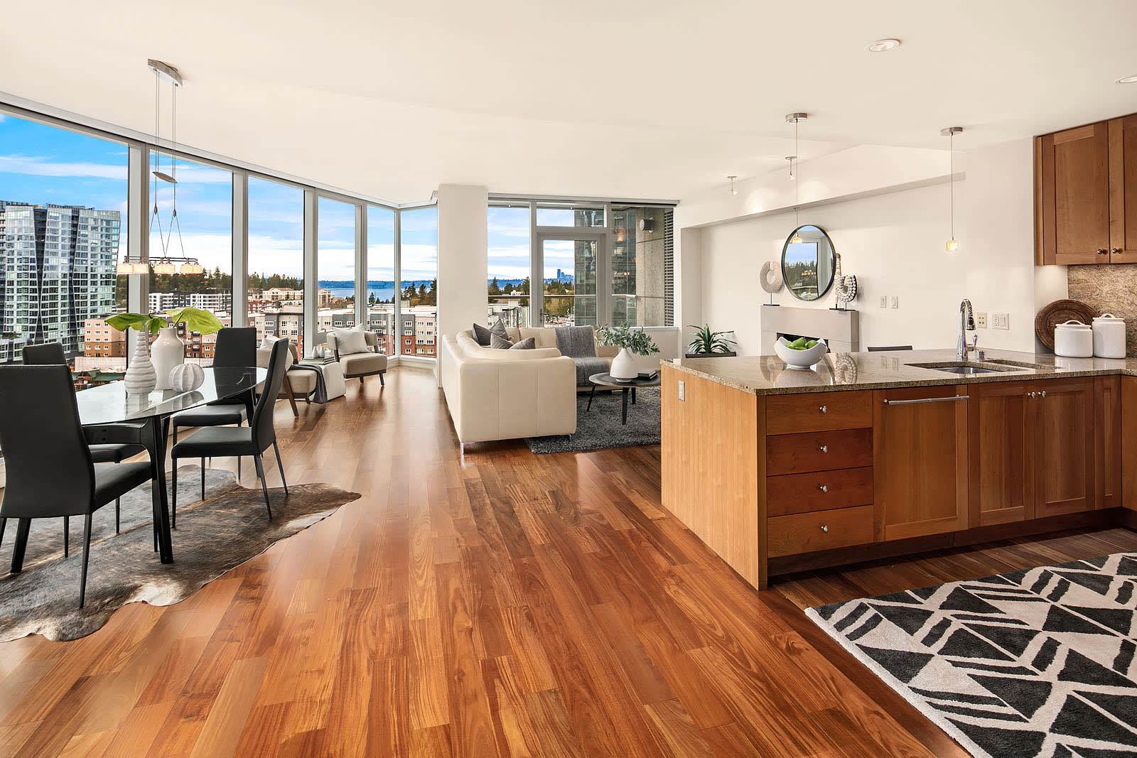 10700 NE 4th Street, Unit 1016