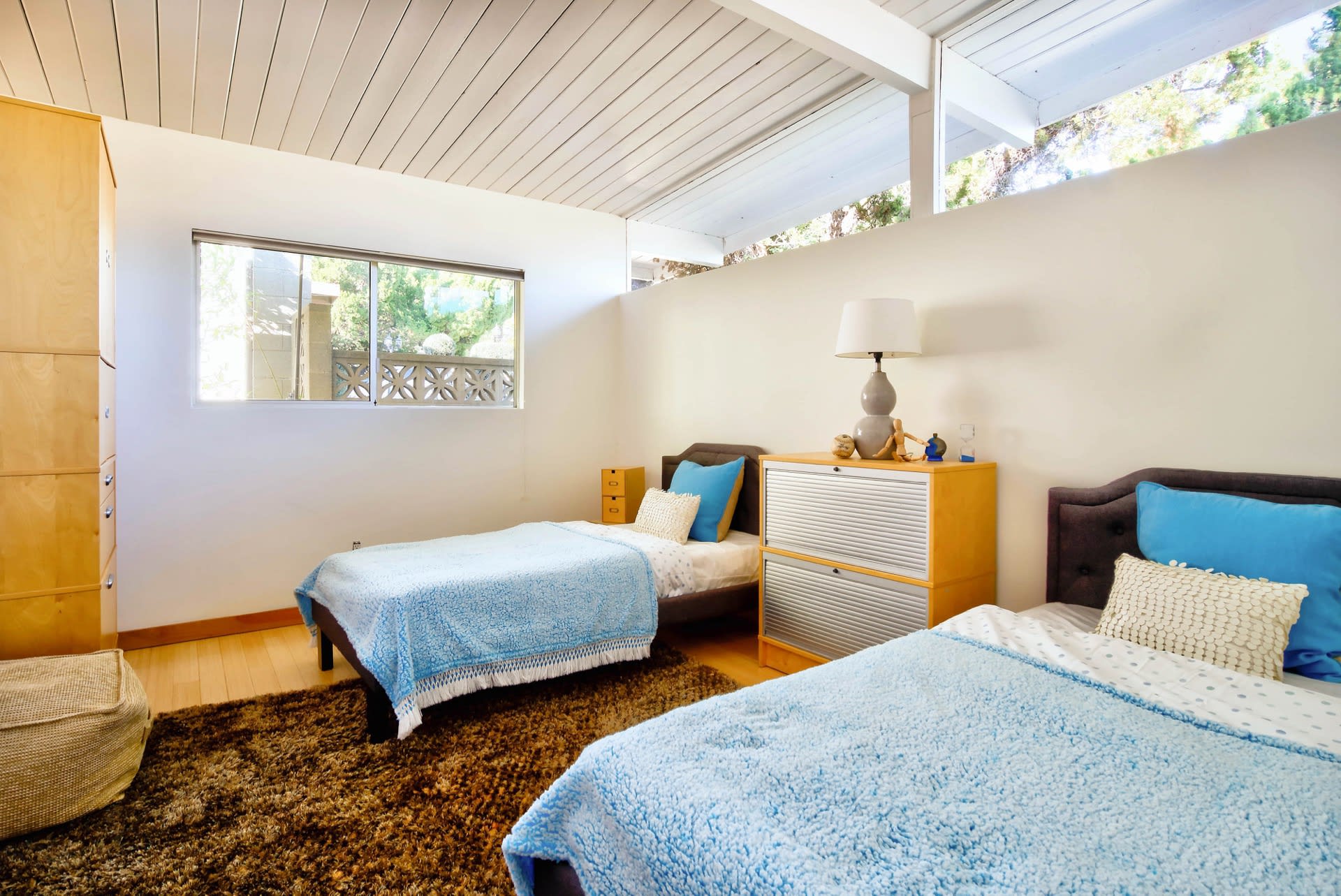 5025 OCEAN VIEW