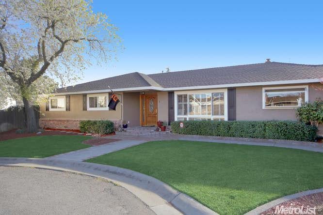 1 Circle Dr