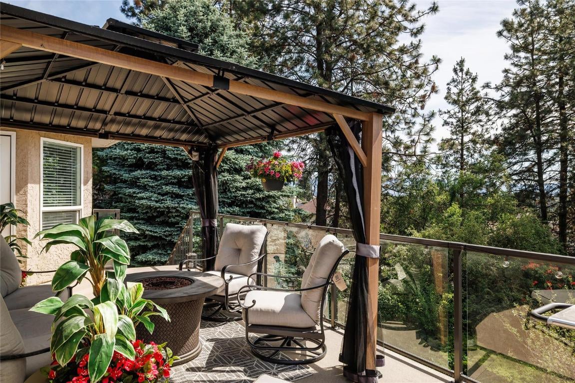 1139 Caledonia Wy