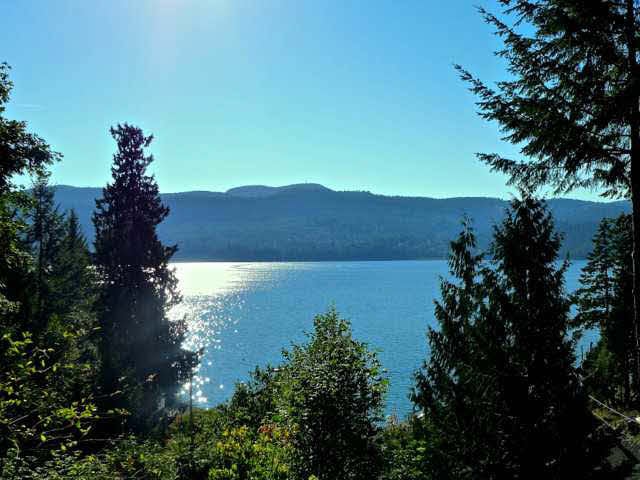 7567 Sechelt Inlet Rd