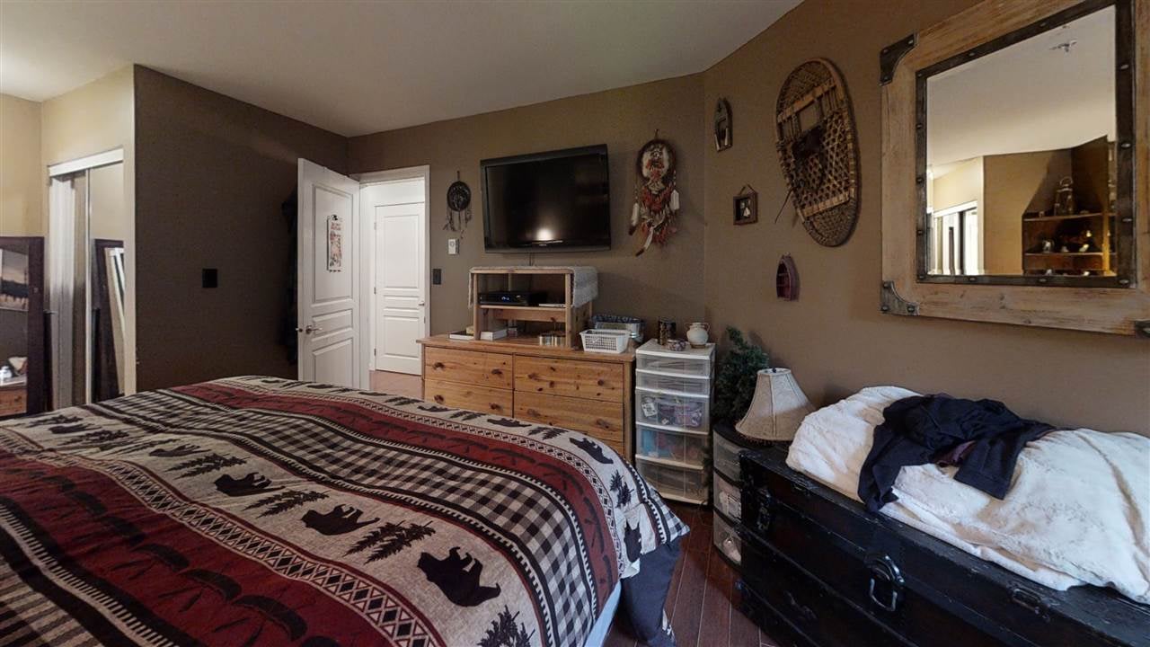 205-13955 Laurel Dr