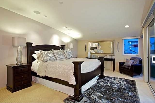 141 13th St (Access 141 Lois Lane)