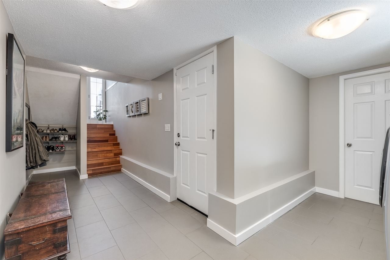 2580 Passage Dr