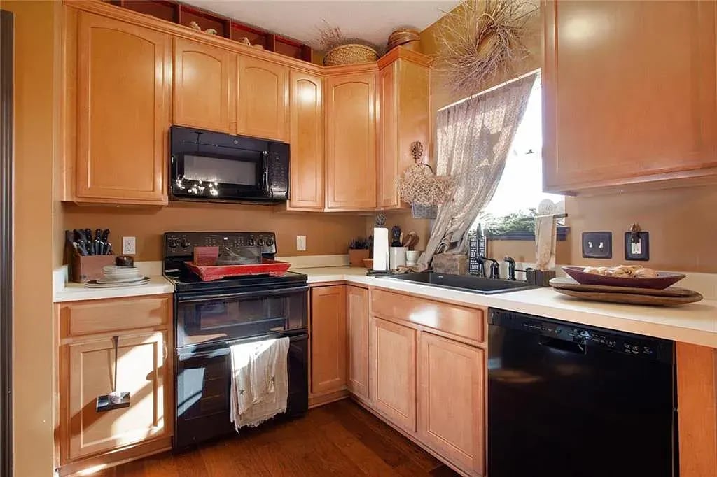 1151 SW Arbormill Ter