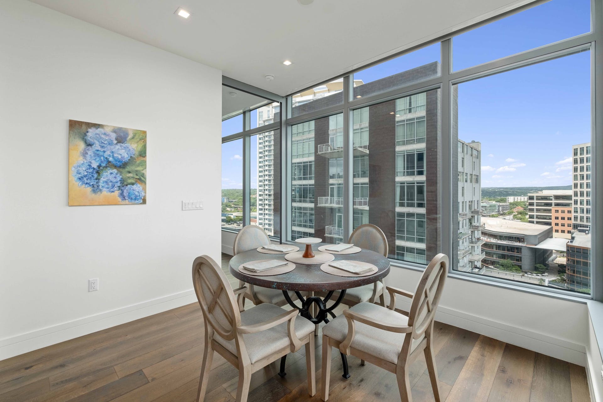 501 West Ave #1204
