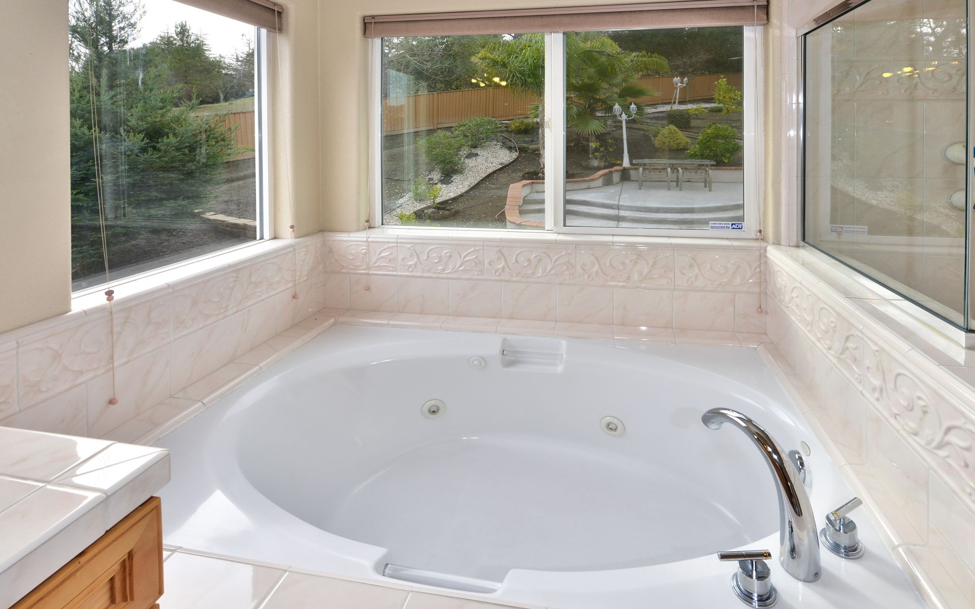 3428 Lake Park Ct