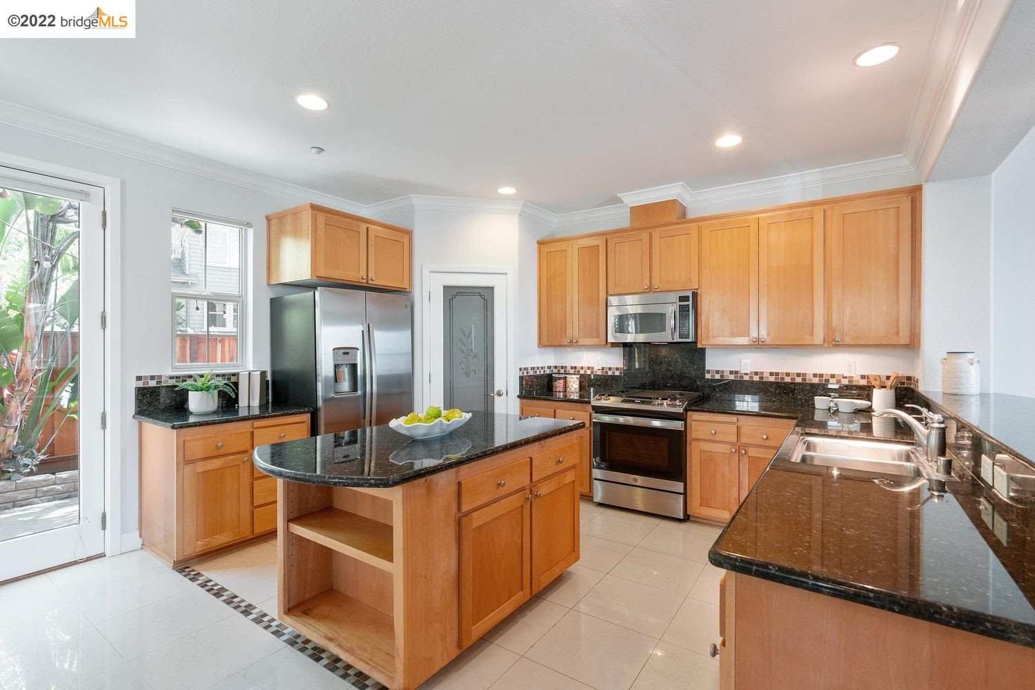 6065 Old Quarry Loop, Oakland, CA 94605