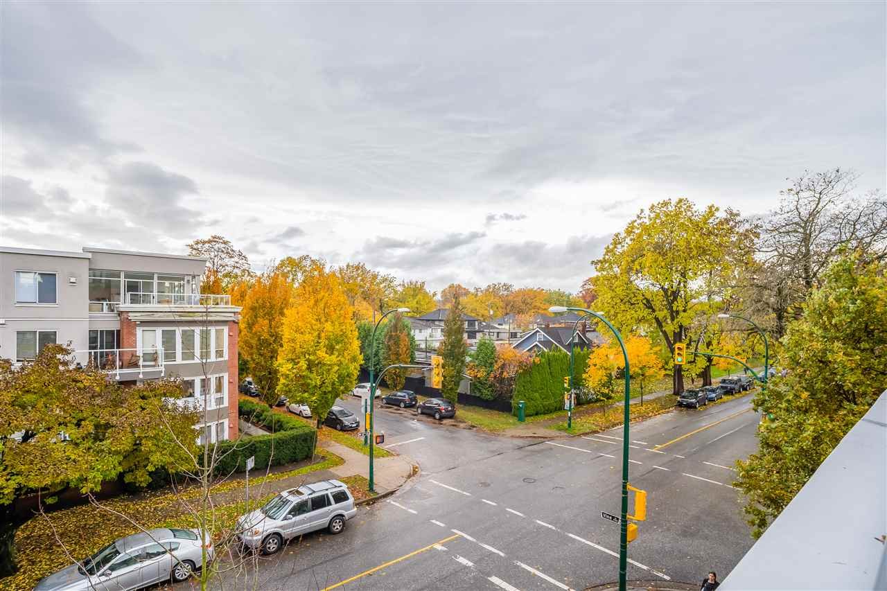 304-2788 Vine St