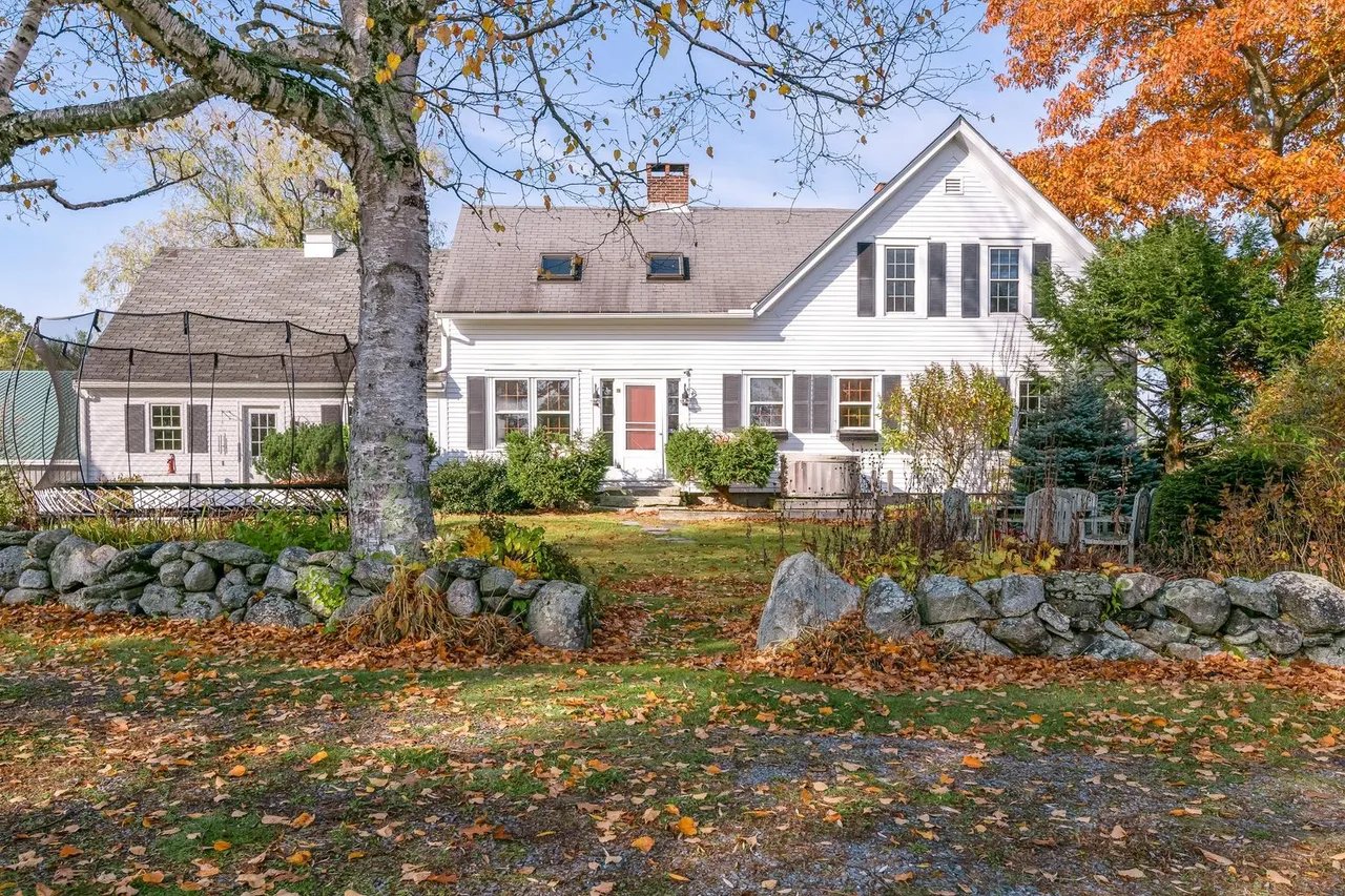 Home for Sale – 253 Quaker Meeting House Road, Durham – $699,000