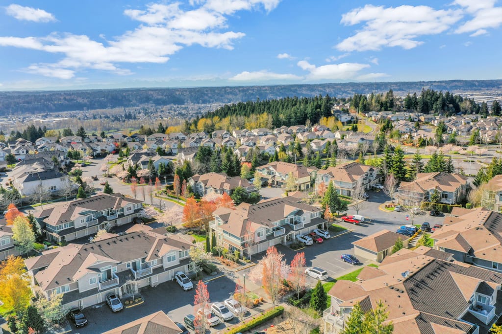 6127 Isaac SE  Avenue, Unit F