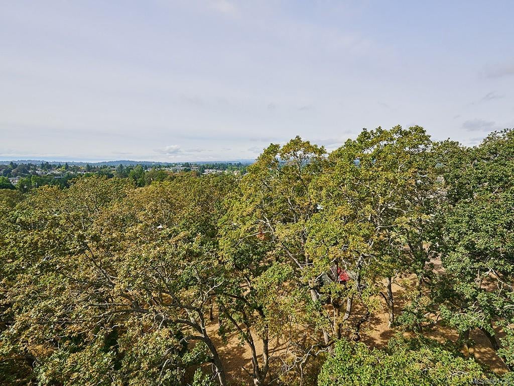 703-4009 Rainbow Hill Lane, Saanich